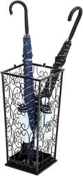 Le support de repassage combine des elements metalliques avec une structure pliante